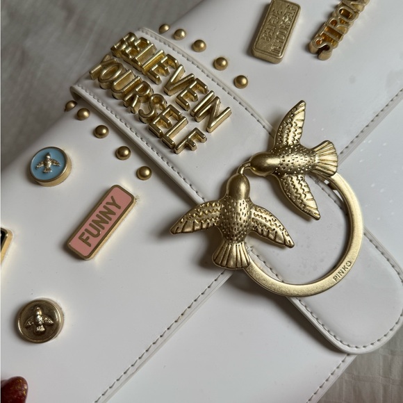 Pinko White Leather Shoulder Bag with Gold Chain and Accents 28cm - Picture 6 of 10